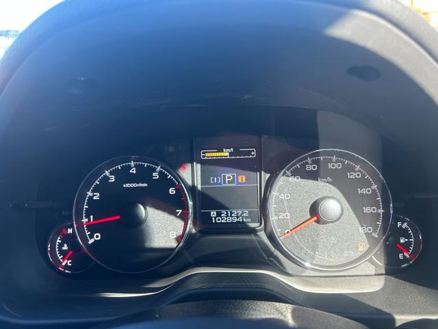 レガシィアウトバック ２．５ｉアイサイト　後期モデル　タイミングチェーン　レーダークルーＡＷズ　Ｂｌｕｅｔｏｏｔｈオーディオ　フルセグＴＶ　バックカメラ　ＥＴＣ　スマートキー　プッシュスタート　パワーシート　ＨＩＤ　社外１７インチＡＷ（17枚目）