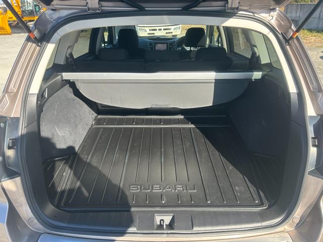 レガシィアウトバック ２．５ｉアイサイト　後期モデル　タイミングチェーン　レーダークルーＡＷズ　Ｂｌｕｅｔｏｏｔｈオーディオ　フルセグＴＶ　バックカメラ　ＥＴＣ　スマートキー　プッシュスタート　パワーシート　ＨＩＤ　社外１７インチＡＷ（27枚目）