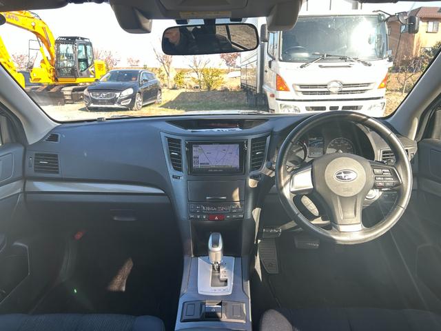 レガシィツーリングワゴン ２．５ＧＴアイサイト　参照２８５ＰＳ　後期モデル　レーダークルーズ　Ｂｌｕｅｔｏｏｔｈオーディオ　フルセグＴＶ　バックカメラ　ＥＴＣ　スマートキー　プッシュスタート　パワーシート　ＨＩＤヘッドライト　純正１７インチＡＷ（6枚目）