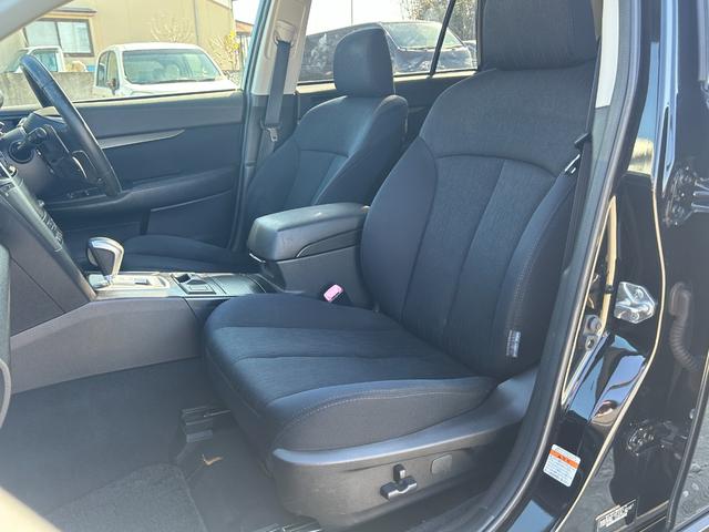 レガシィツーリングワゴン ２．５ＧＴアイサイト　参照２８５ＰＳ　後期モデル　レーダークルーズ　Ｂｌｕｅｔｏｏｔｈオーディオ　フルセグＴＶ　バックカメラ　ＥＴＣ　スマートキー　プッシュスタート　パワーシート　ＨＩＤヘッドライト　純正１７インチＡＷ（24枚目）