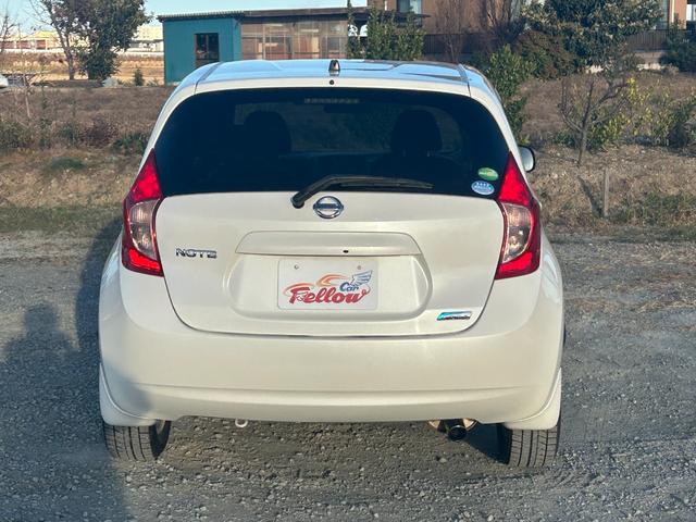 ノート Ｘ　ＤＩＧ－Ｓ　距離３２０００ｋｍ　スーパーチャージャーモデル　フルセグＴＶ　スマートキー　プッシュスタート　社外１５インチＡＷ　タイミングチェーン（12枚目）