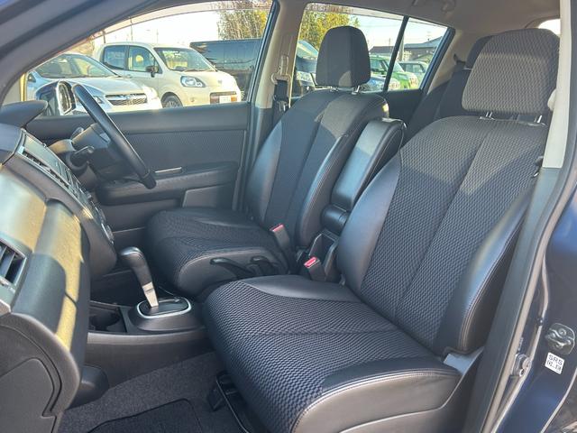 ティーダ 15M スマートキー 純正オーディオ ハーフレザーシート オートエアコン 電動格納ミラー 15インチタイヤ タイミングチェーン(18枚目)