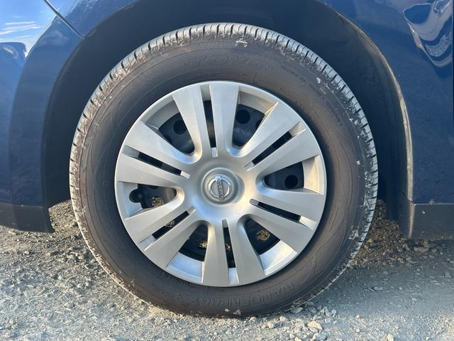 ティーダ 15M スマートキー 純正オーディオ ハーフレザーシート オートエアコン 電動格納ミラー 15インチタイヤ タイミングチェーン(22枚目)