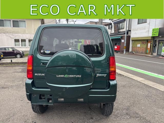 ジムニー ランドベンチャー　４ＷＤ　ＥＴＣ　電動格納ミラー　ＡＴ　ＡＢＳ　ＣＤ　ＭＤ　革シート　アルミホイール　衝突安全ボディ　エアコン　パワーステアリング　パワーウィンドウ　エンジンスターター　ワンセグナビ　レンタカー（10枚目）