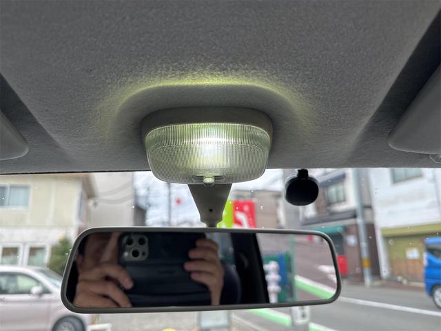 ジムニー ランドベンチャー　４ＷＤ　ＥＴＣ　電動格納ミラー　ＡＴ　ＡＢＳ　ＣＤ　ＭＤ　革シート　アルミホイール　衝突安全ボディ　エアコン　パワーステアリング　パワーウィンドウ　エンジンスターター　ワンセグナビ　レンタカー（42枚目）