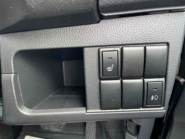 ワゴンＲスティングレー Ｘ　４ＷＤ　ドライブレコーダー　ＥＴＣ　ＨＩＤ　スマートキー　電動格納ミラー　シートヒーター　ベンチシート　ＣＶＴ　盗難防止システム　ＡＢＳ　ＣＤ　アルミホイール　衝突安全ボディ　エアコン（9枚目）