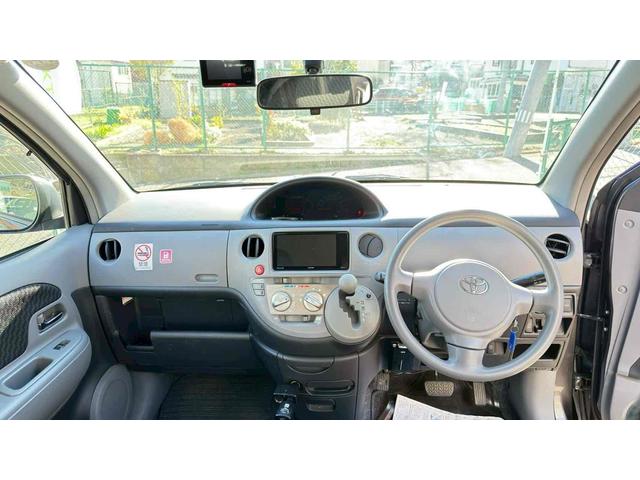 運転者にとっては日々使用することとなる運転席です。運転席が快適だと運転に集中することができますね。