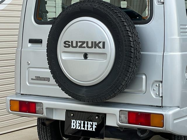 ジムニー ランドベンチャー　ＪＡ２２Ｗ　車検Ｒ９年７月迄　５速マニュアル　ノーマル車高　ＪＢ２３用ＥＮＫＥＩ純正ホイール　外装色褪せ無し　記録簿多　パートタイム４ＷＤ　フロントフォグ　運転席エアバック　ＡＢＳ　ターボ（26枚目）