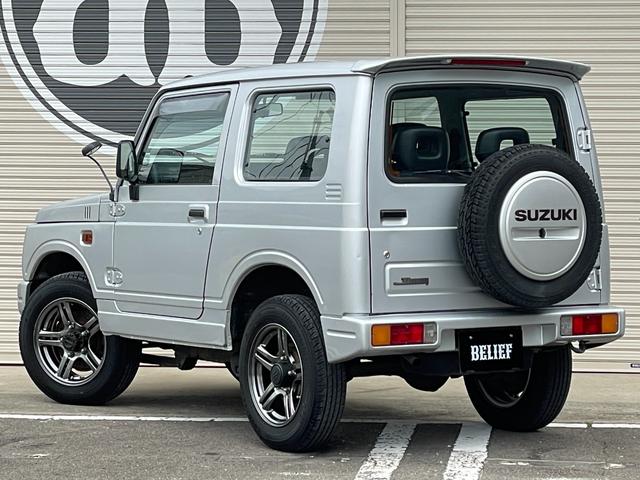 ジムニー ランドベンチャー　ＪＡ２２Ｗ　車検Ｒ９年７月迄　５速マニュアル　ノーマル車高　ＪＢ２３用ＥＮＫＥＩ純正ホイール　外装色褪せ無し　記録簿多　パートタイム４ＷＤ　フロントフォグ　運転席エアバック　ＡＢＳ　ターボ（57枚目）