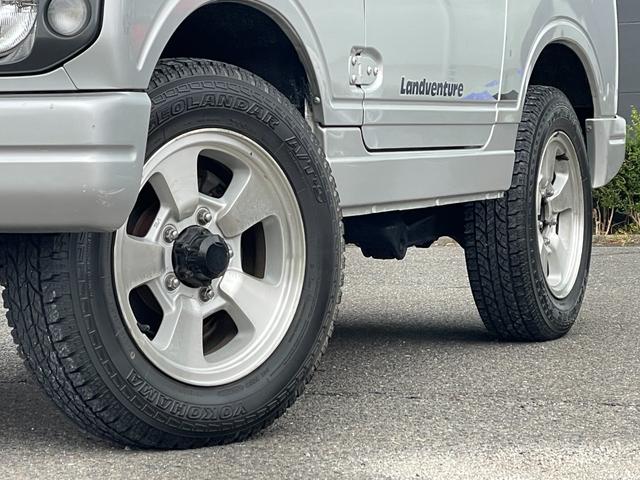 ジムニー ランドベンチャー JA22W 特別仕様車 ランドベンチャー パートタイム4WD フルノーマル ターボ 純正16インチAW サイドデカール AT 純正キー ルーフラック ラジエター&デスビ交換済 取説 記録簿12枚(10枚目)