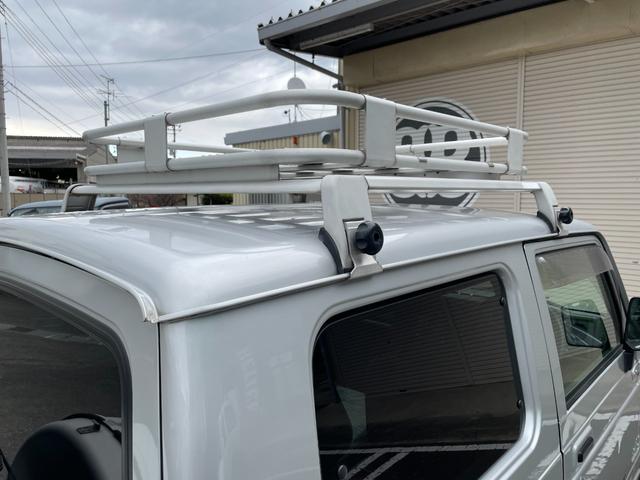 ジムニー ランドベンチャー JA22W 特別仕様車 ランドベンチャー パートタイム4WD フルノーマル ターボ 純正16インチAW サイドデカール AT 純正キー ルーフラック ラジエター&デスビ交換済 取説 記録簿12枚(18枚目)