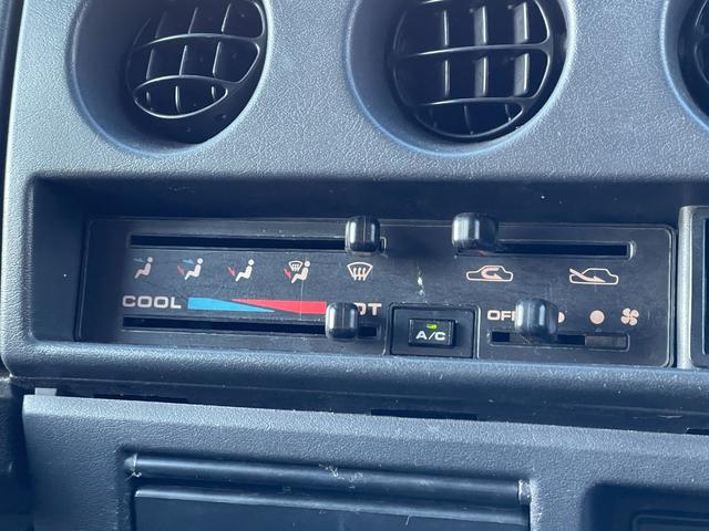 �_�b�V���{�[�h�͊���⌊�������L���C�ȏ�Ԃł���