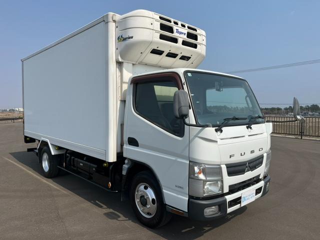 キャンター 　平成２３年式　冷凍車　冷凍　冷蔵　東プレ　中温　－５℃設定　ＰＧ　パワーゲート　昇降能力１０００ｋｇ　ラッシング２段　サイドドア　マニュアル５速　バン　新明和　フルオートターン　バックカメラ（8枚目）
