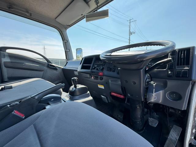 アトラストラック 　平成２０年式　平ボディー　アルミブロック　ワイドロング　スムーサーシフト　４ＷＤ　メッキパーツ　平　積載３０００ｋｇ　荷台内寸（長さ５００　幅２０８）（20枚目）