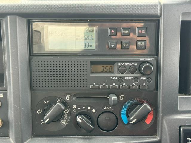 エルフトラック 　平成２５年式　冷凍車　４ＷＤ　バン　－３０℃設定　低温　バン　パネルバン　東プレ　保冷　冷凍　冷蔵　サイドドア　バックカメラ　スタンバイ付　荷台内寸（長さ３０４　幅１６８　高さ１６５）（29枚目）