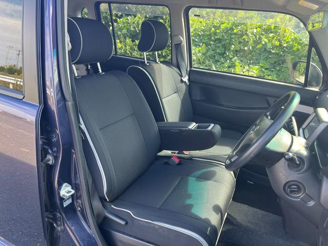 ムーヴコンテ 　平成２３年式　車検付　４ＷＤ　コラムオートマ　カスタムＸ　Ｂｌｕｅｔｏｏｔｈ（9枚目）