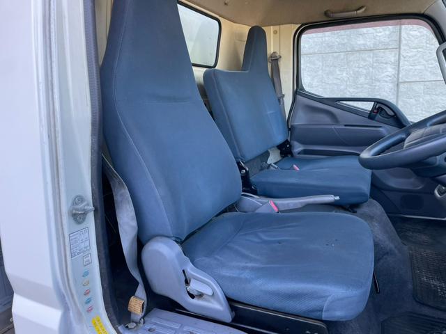 キャンター 　平成２３年式　アルミバン　パワーゲート　デュオニック　ＡＶ　ＰＧ　ラッシング２段　バックカメラ　昇降能力１０００ｋｇ　荷台内寸（長さ４３９　幅２０８　高さ２１６）（10枚目）