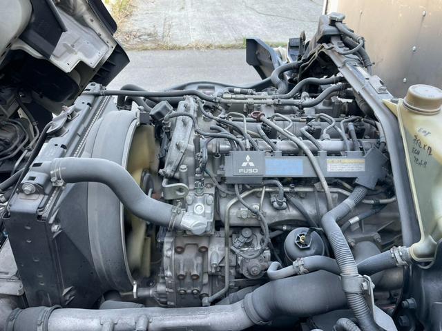 キャンター 　平成２３年式　アルミバン　パワーゲート　デュオニック　ＡＶ　ＰＧ　ラッシング２段　バックカメラ　昇降能力１０００ｋｇ　荷台内寸（長さ４３９　幅２０８　高さ２１６）（12枚目）