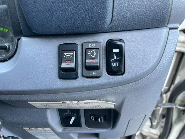 キャンター 　平成２３年式　アルミバン　パワーゲート　デュオニック　ＡＶ　ＰＧ　ラッシング２段　バックカメラ　昇降能力１０００ｋｇ　荷台内寸（長さ４３９　幅２０８　高さ２１６）（26枚目）