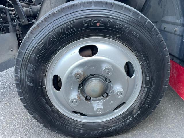 キャンター 　平成２３年式　アルミバン　パワーゲート　デュオニック　ＡＶ　ＰＧ　ラッシング２段　バックカメラ　昇降能力１０００ｋｇ　荷台内寸（長さ４３９　幅２０８　高さ２１６）（29枚目）