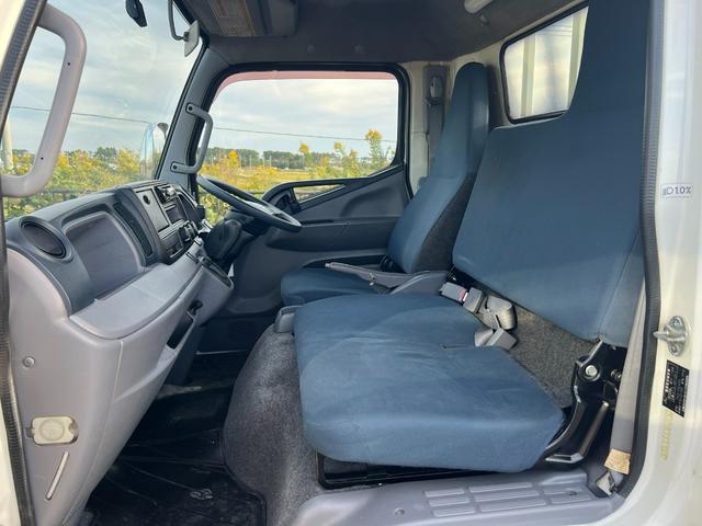 キャンター 平成24年式 平ボディー 標準ロング オートマ 総重量5t未満 AT限定可 準中型免許対応 メッキパーツ 平(18枚目)