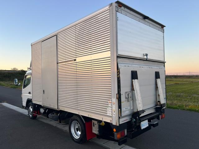 キャンター 　平成２３年式　アルミバン　パワーゲート　跳ね上げ　ＰＧ　ワイドロング　バン　デュオニック　ＡＴ限定可　車検付　積載３０００ｋｇ　昇降能力１０００Ｋｇ　荷台内寸（長さ４３５　幅２０８　高さ２２４）（4枚目）