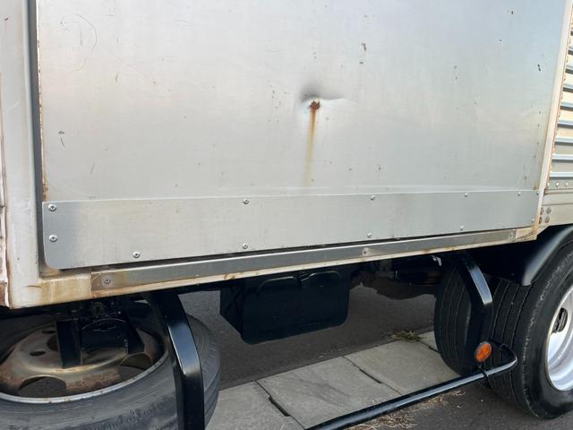 キャンター 　平成２３年式　アルミバン　パワーゲート　跳ね上げ　ＰＧ　ワイドロング　バン　デュオニック　ＡＴ限定可　車検付　積載３０００ｋｇ　昇降能力１０００Ｋｇ　荷台内寸（長さ４３５　幅２０８　高さ２２４）（25枚目）