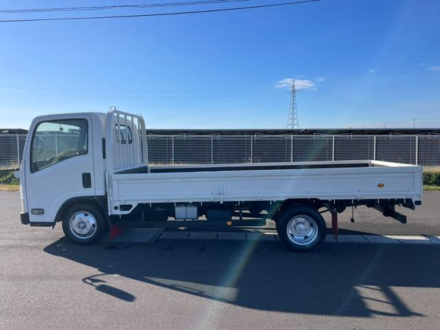 エルフトラック 平成19年式 ロング 平ボディー 準中型 AT限定可 スムーサーシフト 平 総重量5t未満 荷台内寸(長さ436 幅180)(7枚目)
