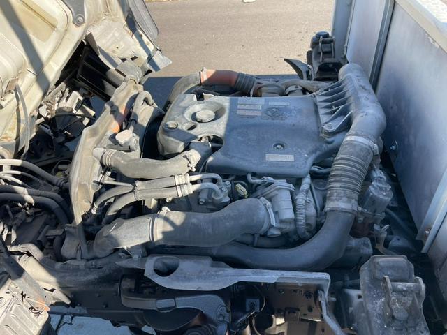 エルフトラック 平成19年式 ロング 平ボディー 準中型 AT限定可 スムーサーシフト 平 総重量5t未満 荷台内寸(長さ436 幅180)(11枚目)