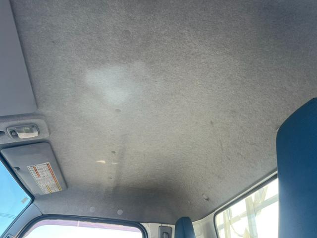 キャンター 　平成２６年式　ワイドロング　平ボディー　車両総重量５ｔ未満　　準中型免許対応　ＡＴ限定可　オートマ　準中型　平　荷台内寸（長さ４３３　幅１９２　高さ３８）（18枚目）