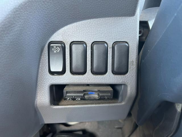 キャンター 　平成２６年式　ワイドロング　平ボディー　車両総重量５ｔ未満　　準中型免許対応　ＡＴ限定可　オートマ　準中型　平　荷台内寸（長さ４３３　幅１９２　高さ３８）（19枚目）