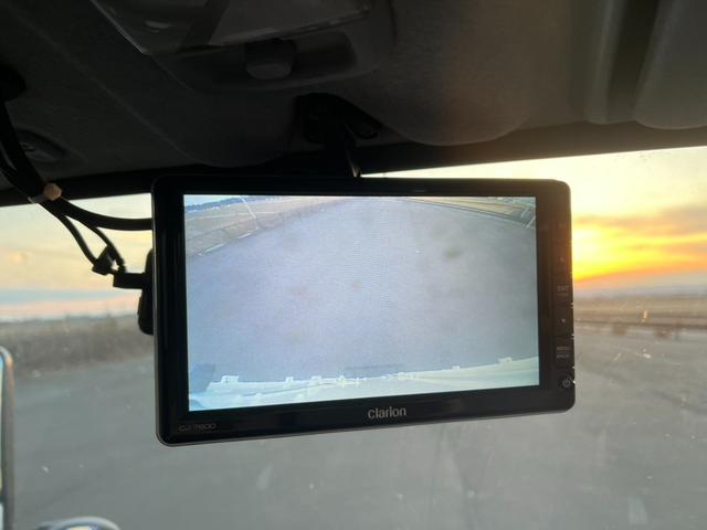 キャンター 　平成２８年式　パネルバン　デュオニック　ＡＴ限定可　準中型免許対応　フルタイム４ＷＤ　荷台内寸（長さ３１９　幅１８２　高さ１９０）（21枚目）