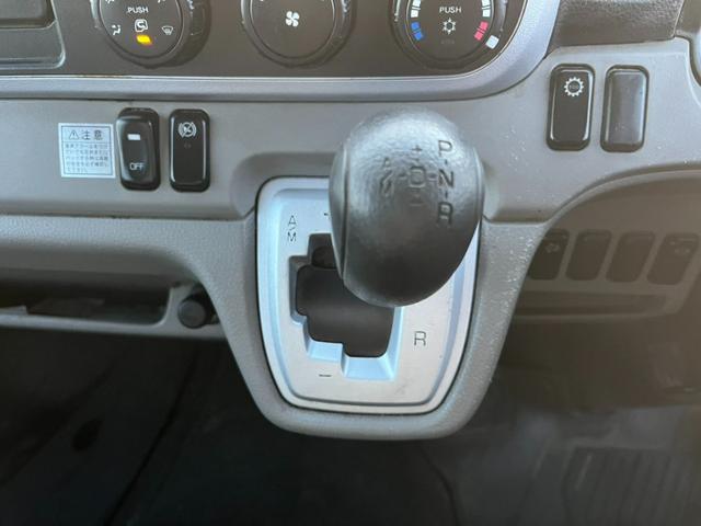 キャンター 　平成２８年式　パネルバン　デュオニック　ＡＴ限定可　準中型免許対応　フルタイム４ＷＤ　荷台内寸（長さ３１９　幅１８２　高さ１９０）（23枚目）