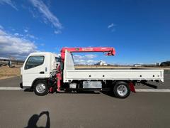 ����ӥ���礭�ʥ֥ĥ��Ϥ���ޤ��󡣥���ӥ󡦲���Ȥ�������򤷤Ƥ��ޤ����ե���ȥХ�ѡ���ž��¦�佤�פ���ޤ��������ɥХ�ѡ���¦�ʤ��ꤢ��ޤ��ΤǼ̿��ˤƤ���ǧ����������ꤤ�������ޤ��� 3