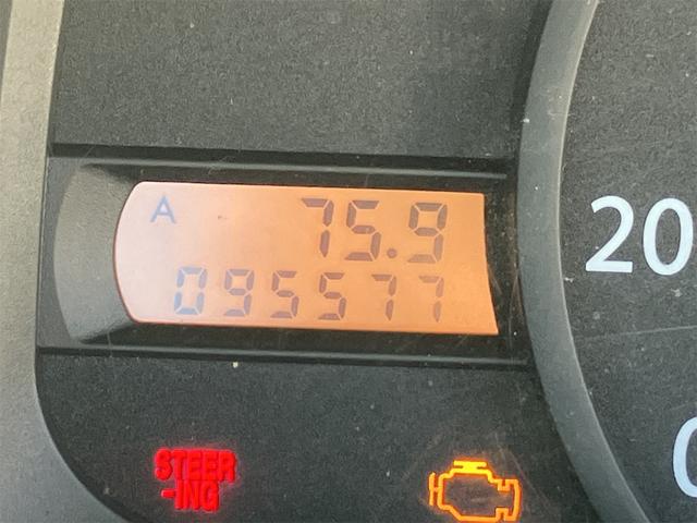 サンバートラック TC 4WD MT アルミホイール エアコン パワーステアリング 運転席エアバッグ カセット(24枚目)