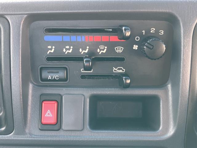 サンバートラック TC 4WD MT アルミホイール エアコン パワーステアリング 運転席エアバッグ カセット(26枚目)