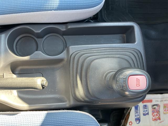 サンバートラック TC 4WD MT アルミホイール エアコン パワーステアリング 運転席エアバッグ カセット(32枚目)