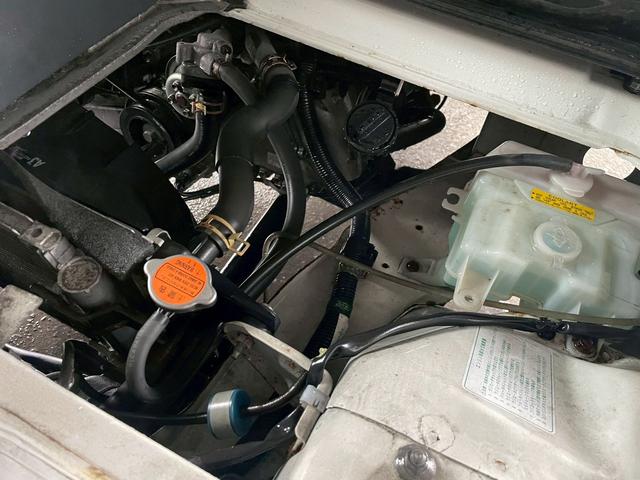 サンバートラック ＴＣ　４ＷＤ　エアコン　パワステ　ユーザー買取車（24枚目）