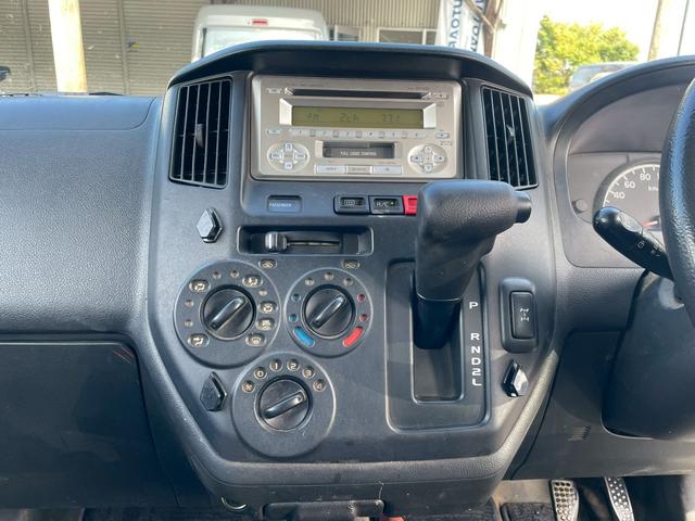 タウンエースバン GL 4WD パワーウインドウ リアヒーター センターデフロック ETC(16枚目)