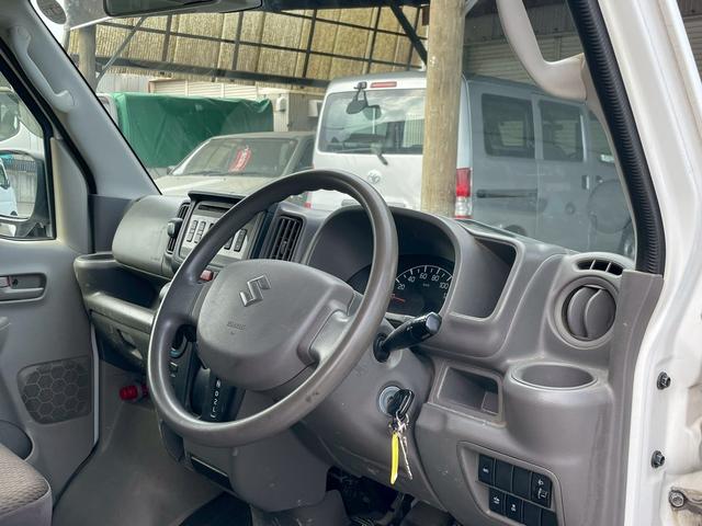 エブリイ ＰＣリミテッド　４ＷＤ　レーダーブレーキサポート装着車　キーレスエントリー　パワーウインドウ　ルーフキャリア　リースアップ　ワンオーナー（11枚目）