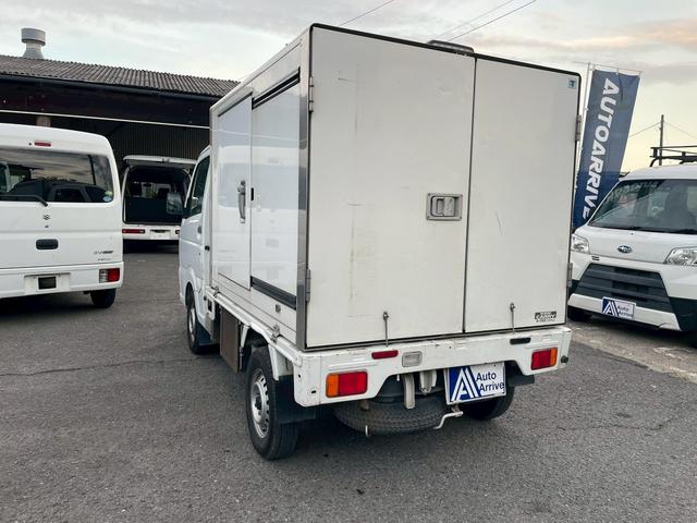 キャリイトラック ＫＣエアコン・パワステ　中温冷蔵冷凍車　－５度から２０度　４ＷＤ　オートマ　エアコン　パワステ　キーレスエントリー　パワーウインドウ　リースアップ（9枚目）