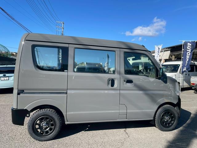 エブリイ ＰＡリミテッド　４ＷＤ　ミディアムグレー全塗装　新品デイトナホイル　新品オープンカントリーマッドタイヤ　レーダーブレーキサポート　セカンド発進　５ＡＧＳ（6枚目）