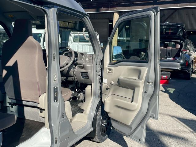 エブリイ ＰＡリミテッド　４ＷＤ　ミディアムグレー全塗装　新品デイトナホイル　新品オープンカントリーマッドタイヤ　レーダーブレーキサポート　セカンド発進　５ＡＧＳ（13枚目）