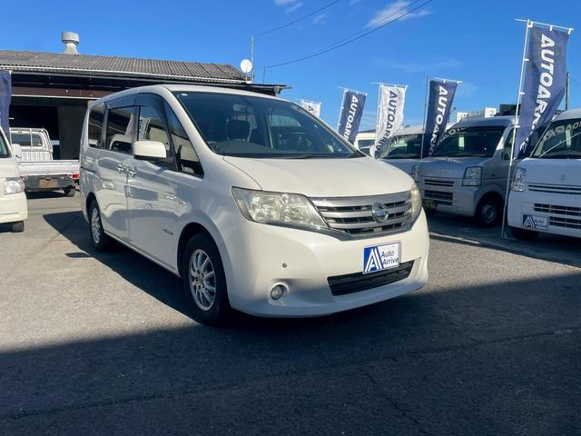 セレナ ２０Ｘ　Ｓ－ハイブリッド　ナビ　両側スライド・片側電動　スマートキー　電動格納ミラー　後席モニター　３列シート　フルフラット　ＣＶＴ　アルミホイール　盗難防止システム　衝突安全ボディ　ＡＢＳ（4枚目）