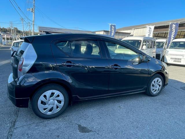 アクア Gブラックソフトレザーセレクション SDナビ テレビ スマートキー シートヒーター ETC オートライト オートエアコン ハーフレザーシート 電動格納ミラー ヘッドライトレベライザー バックカメラ Bluetooth(10枚目)