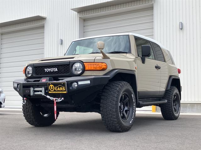 ＦＪクルーザー カラーパッケージ　４ＷＤ　ＥＴＣ　バックカメラ　クリアランスソナー　オートクルーズコントロール　ナビ　アルミホイール　キーレスエントリー　ＡＴ　盗難防止システム　衝突安全ボディ　ＣＤ　ＤＶＤ再生　ＵＳＢ（15枚目）