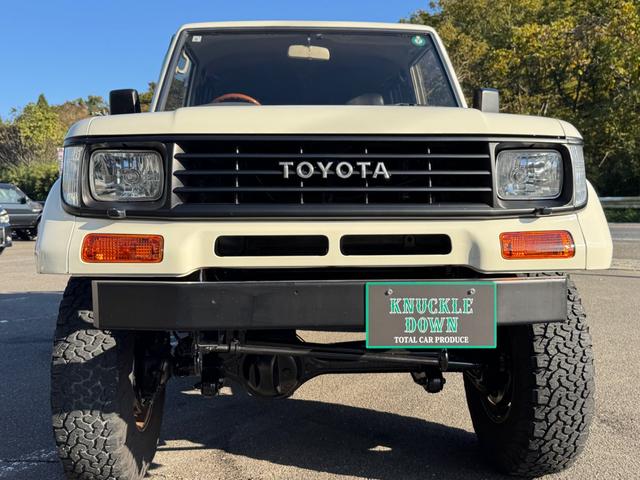 ランドクルーザープラド SXワイド 排ガス対策済み!日本全国登録可能! リビルトエンジン載せ替え済み! ナローボディー加工済み オールドイングリッシュホワイト塗装済み 2インチリフトアップ ブラッドレイV16アルミホイール ナルディー(12枚目)