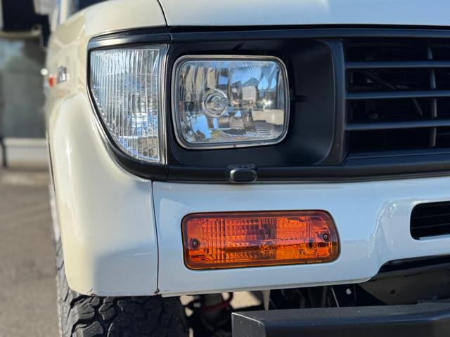 ランドクルーザープラド SXワイド 排ガス対策済み!日本全国登録可能! リビルトエンジン載せ替え済み! ナローボディー加工済み オールドイングリッシュホワイト塗装済み 2インチリフトアップ ブラッドレイV16アルミホイール ナルディー(14枚目)