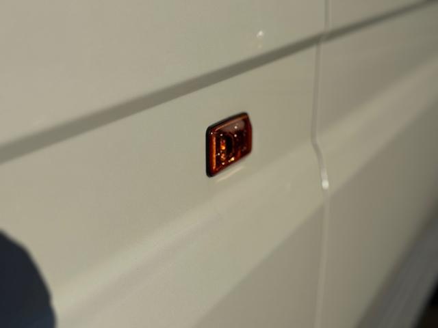 ランドクルーザープラド SXワイド 排ガス対策済み!日本全国登録可能! リビルトエンジン載せ替え済み! ナローボディー加工済み オールドイングリッシュホワイト塗装済み 2インチリフトアップ ブラッドレイV16アルミホイール ナルディー(19枚目)