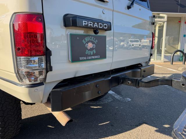 ランドクルーザープラド SXワイド 排ガス対策済み!日本全国登録可能! リビルトエンジン載せ替え済み! ナローボディー加工済み オールドイングリッシュホワイト塗装済み 2インチリフトアップ ブラッドレイV16アルミホイール ナルディー(23枚目)